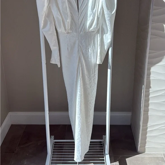 SOLD NWT Ronny Kobo Elegant White Long Sleeve Dress - Picture 3 of 5